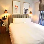 Pet Friendly St Johns Apartment 3 Bed 2 Bath 2 Carpark Brisbane Cbd