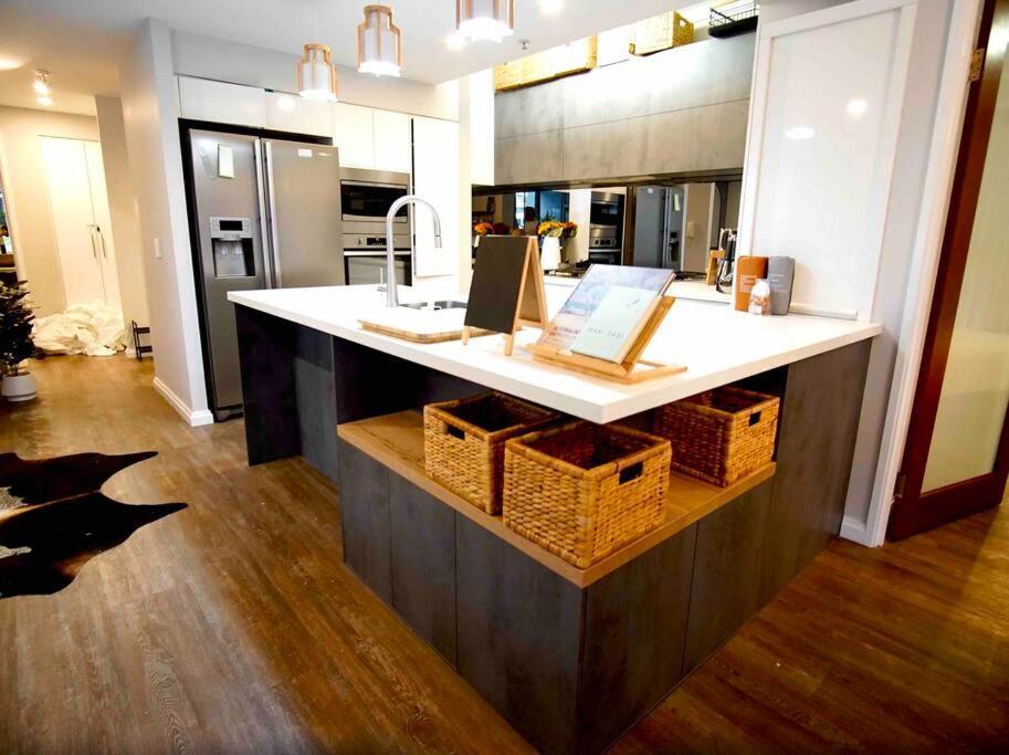 Pet Friendly St Johns 3 Bed 2 Bath 2 Carpark Cbd * Brisbane