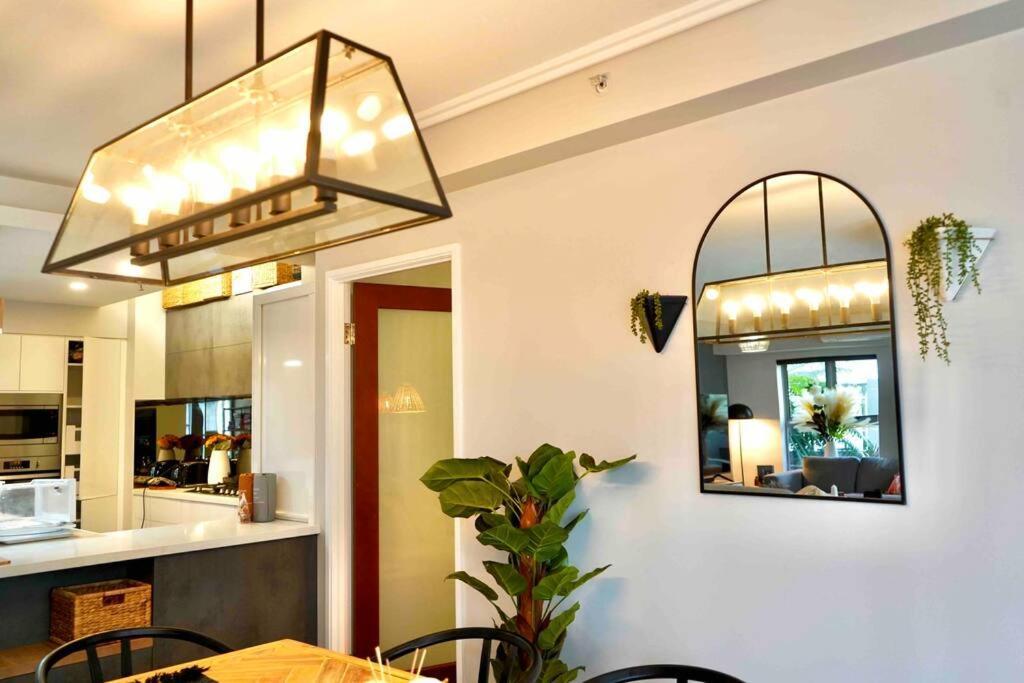 Apartment Pet Friendly St Johns 3 Bed 2 Bath 2 Carpark Cbd *